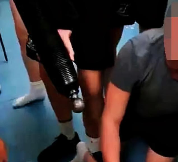 男兵被迫互相强奸、迫击炮球轴塞肛门！被火速解散涉事英国皇家军队到底有多乱？-51虹马