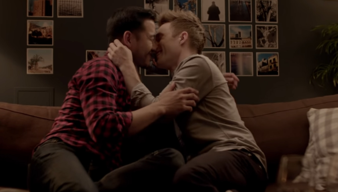 插香前要清香炉：男同志爱爱用心洗穴穴，结果百密必有一疏 - 51虹马