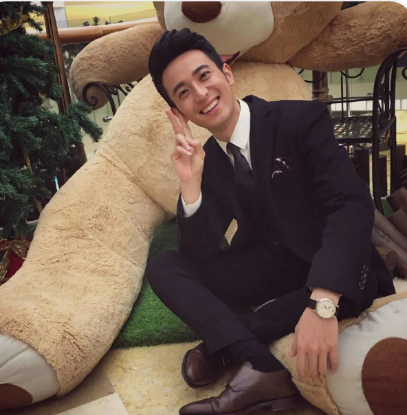 原来推特文案也有真的?大学生制服Play被判拘役五个月? - 51虹马 原来推特文案也有真的?大学生制服Play被判拘役五个月? - 51虹马