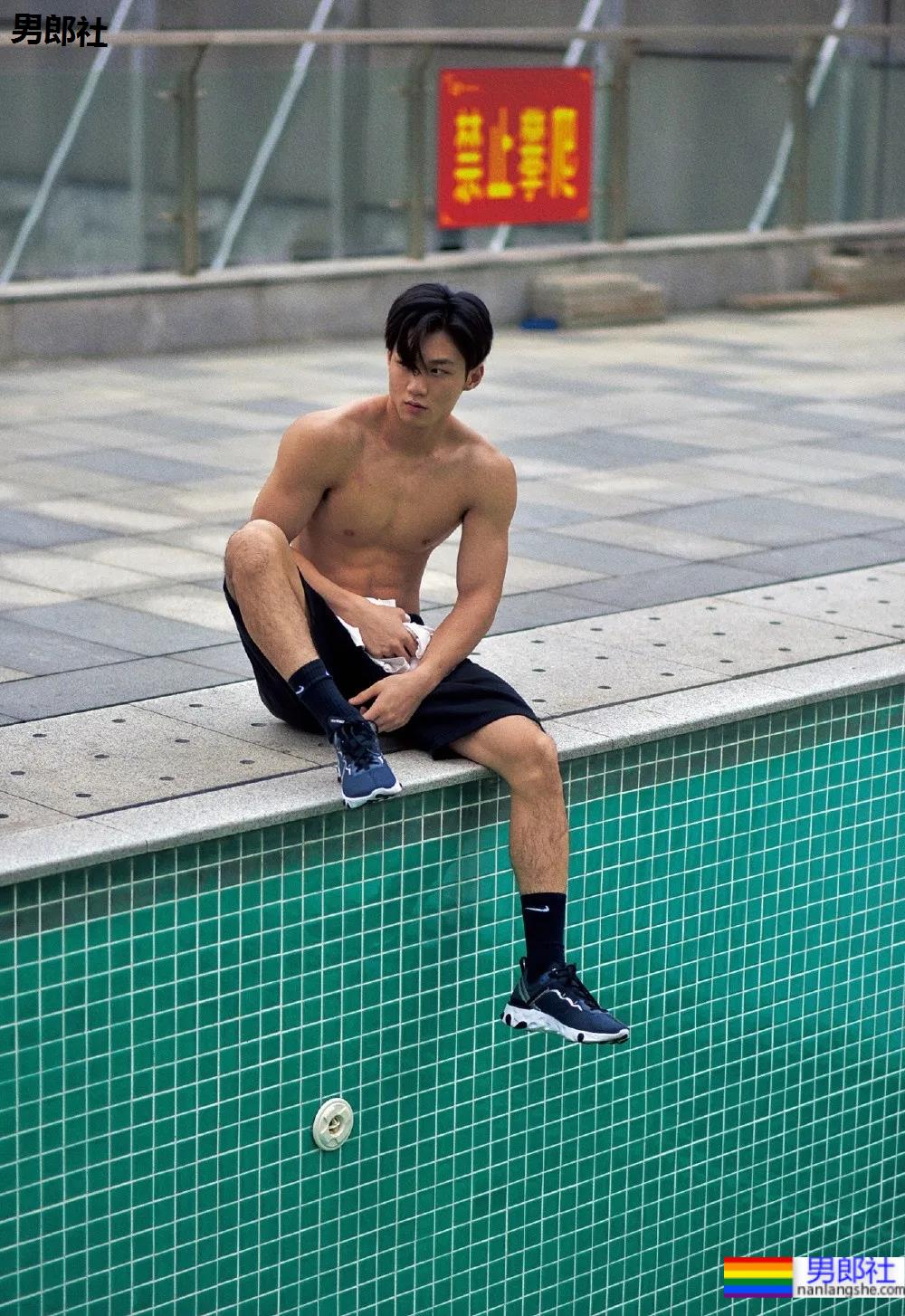 专访摄影师源起:肌肉模特写真背后的故事,这谁不羡慕啊! - 51虹马 专访摄影师源起:肌肉模特写真背后的故事,这谁不羡慕啊! - 51虹马