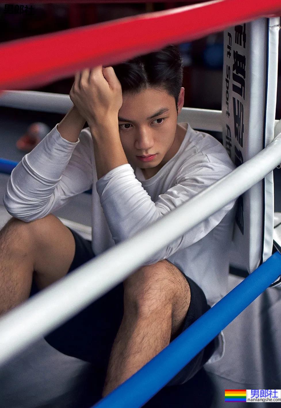 专访摄影师源起:肌肉模特写真背后的故事,这谁不羡慕啊! - 51虹马 专访摄影师源起:肌肉模特写真背后的故事,这谁不羡慕啊! - 51虹马