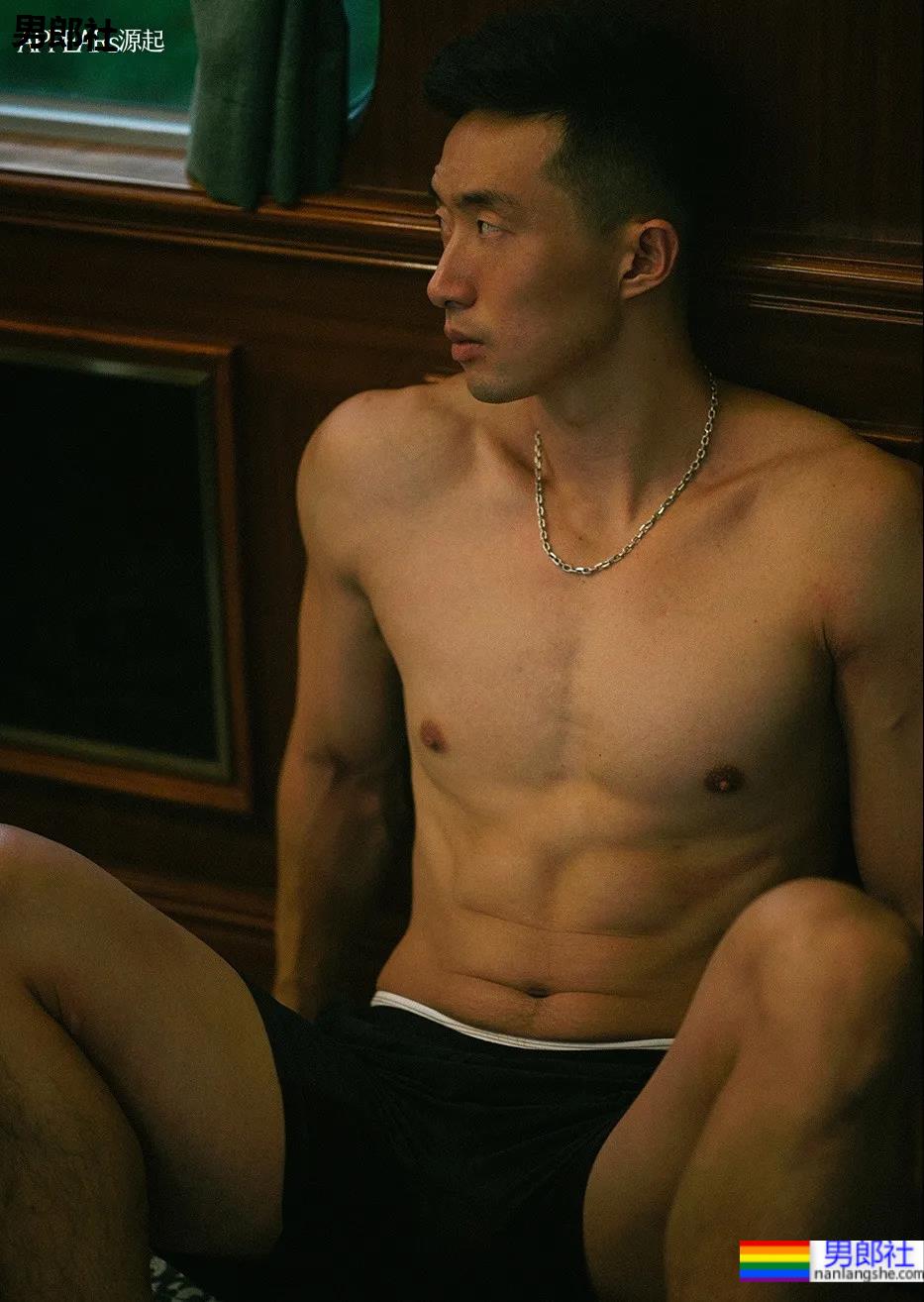 专访摄影师源起:肌肉模特写真背后的故事,这谁不羡慕啊! - 51虹马 专访摄影师源起:肌肉模特写真背后的故事,这谁不羡慕啊! - 51虹马