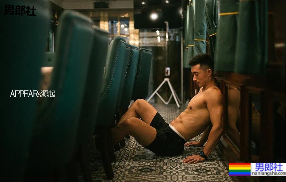 专访摄影师源起:肌肉模特写真背后的故事,这谁不羡慕啊! - 51虹马 专访摄影师源起:肌肉模特写真背后的故事,这谁不羡慕啊! - 51虹马