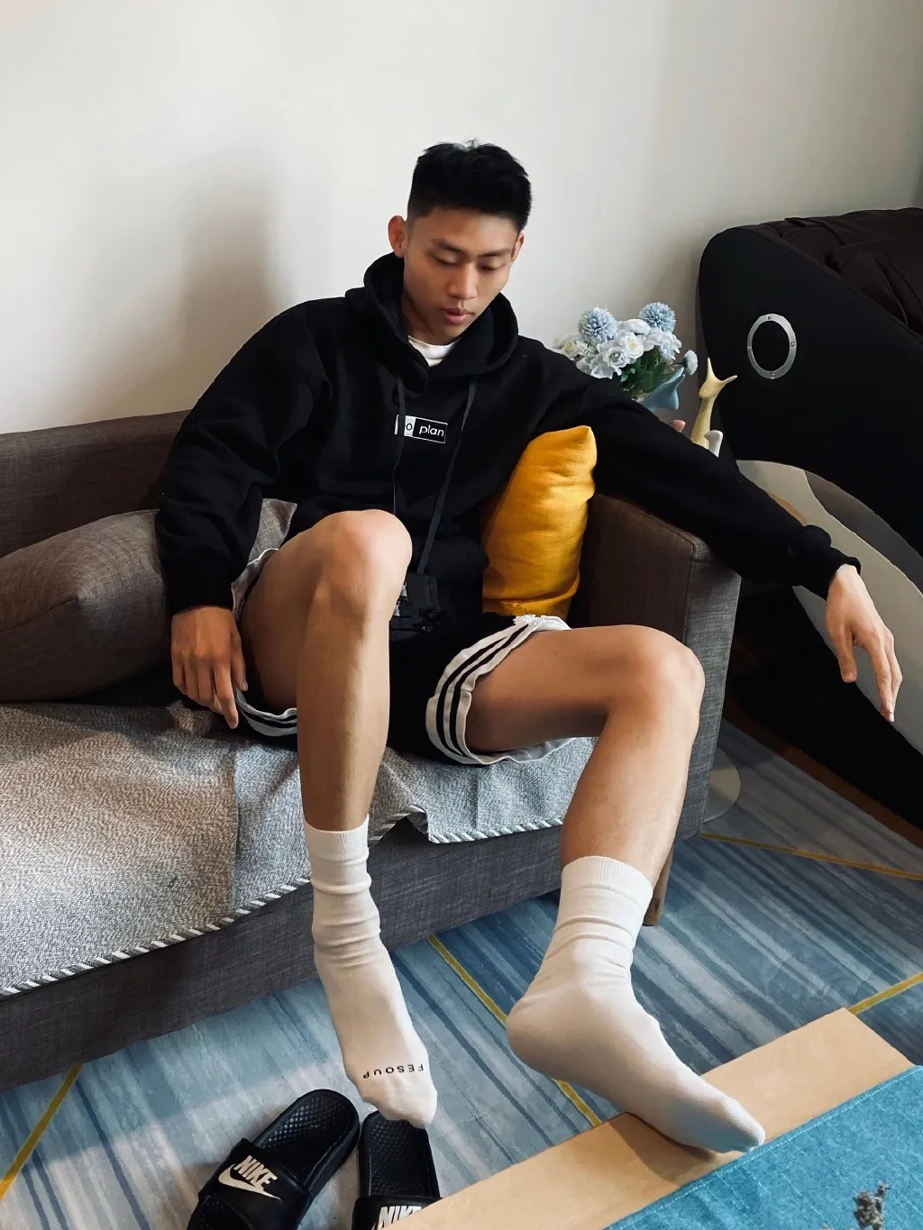 184寸头体育生穿球服自拍照火了,颜高条顺的肌肉空少,这谁抵得住? - 51虹马 184寸头体育生穿球服自拍照火了,颜高条顺的肌肉空少,这谁抵得住? - 51虹马