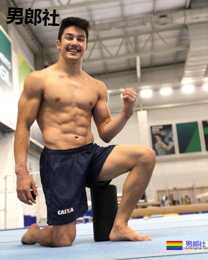 体操选手怎麽能这麽可爱巴西肌肉运动员萌到你内心翻筋斗:Arthur Nory - 51虹马 体操选手怎麽能这麽可爱巴西肌肉运动员萌到你内心翻筋斗:Arthur Nory - 51虹马