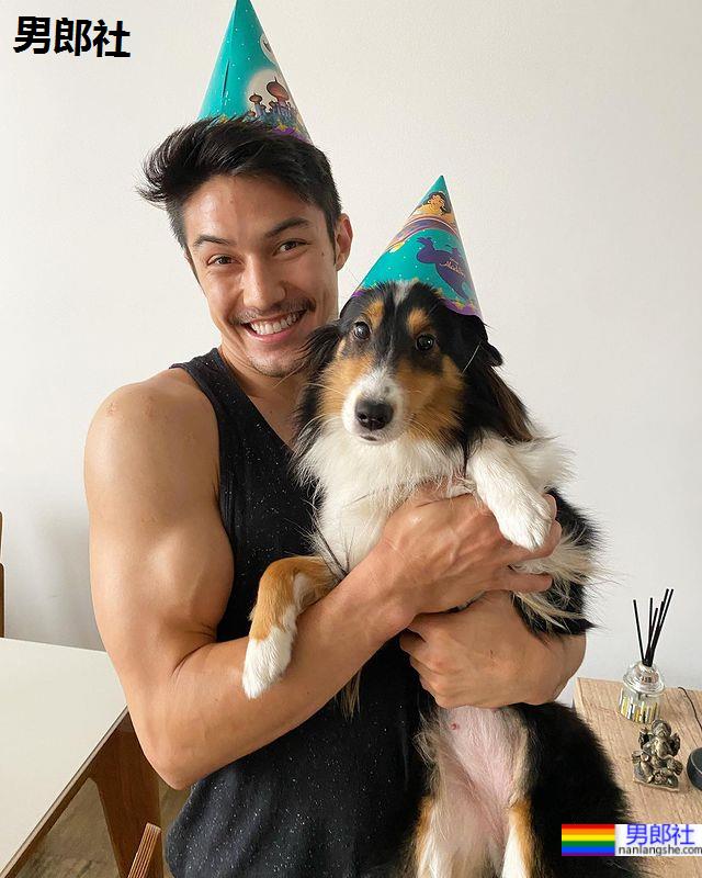 体操选手怎麽能这麽可爱巴西肌肉运动员萌到你内心翻筋斗:Arthur Nory - 51虹马 体操选手怎麽能这麽可爱巴西肌肉运动员萌到你内心翻筋斗:Arthur Nory - 51虹马