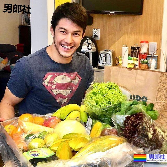 体操选手怎麽能这麽可爱巴西肌肉运动员萌到你内心翻筋斗:Arthur Nory - 51虹马 体操选手怎麽能这麽可爱巴西肌肉运动员萌到你内心翻筋斗:Arthur Nory - 51虹马