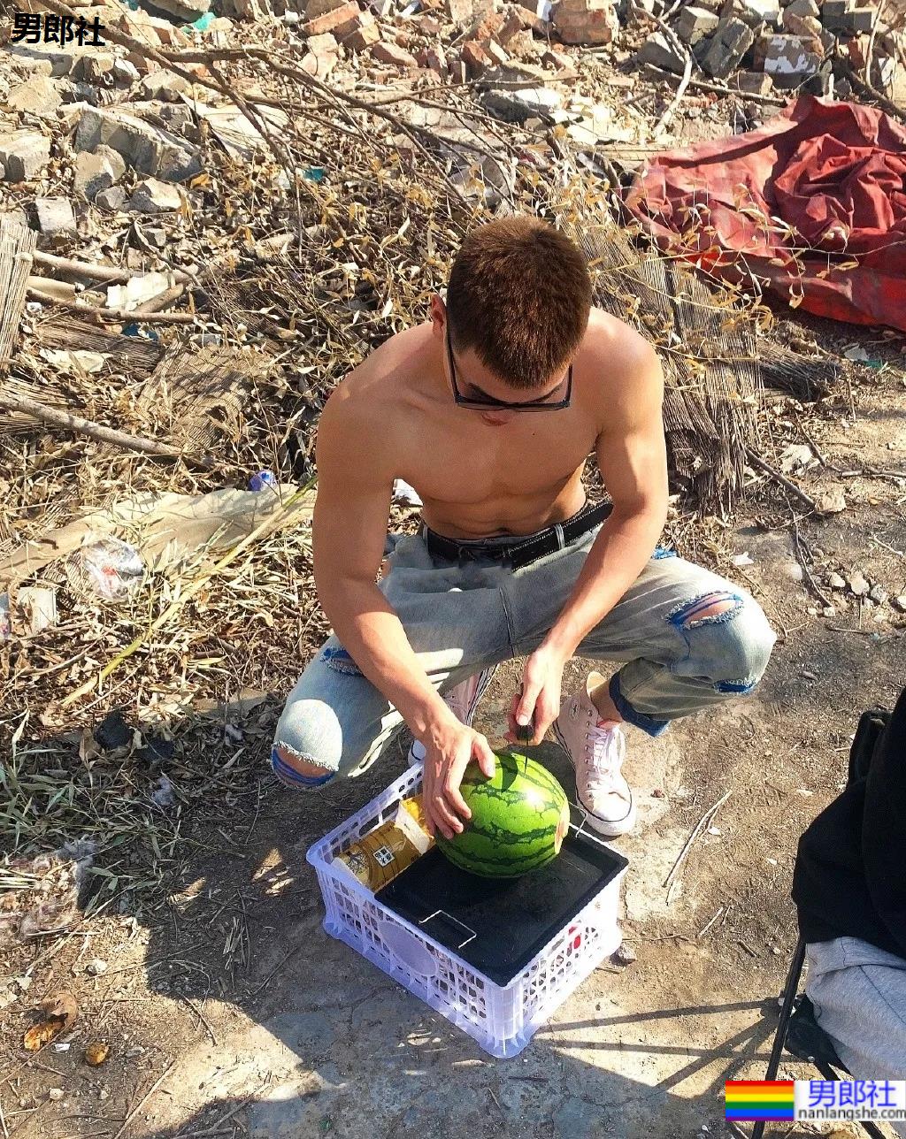 01年郑州篮球体育生，这体能这身材太A了！ - 51虹马