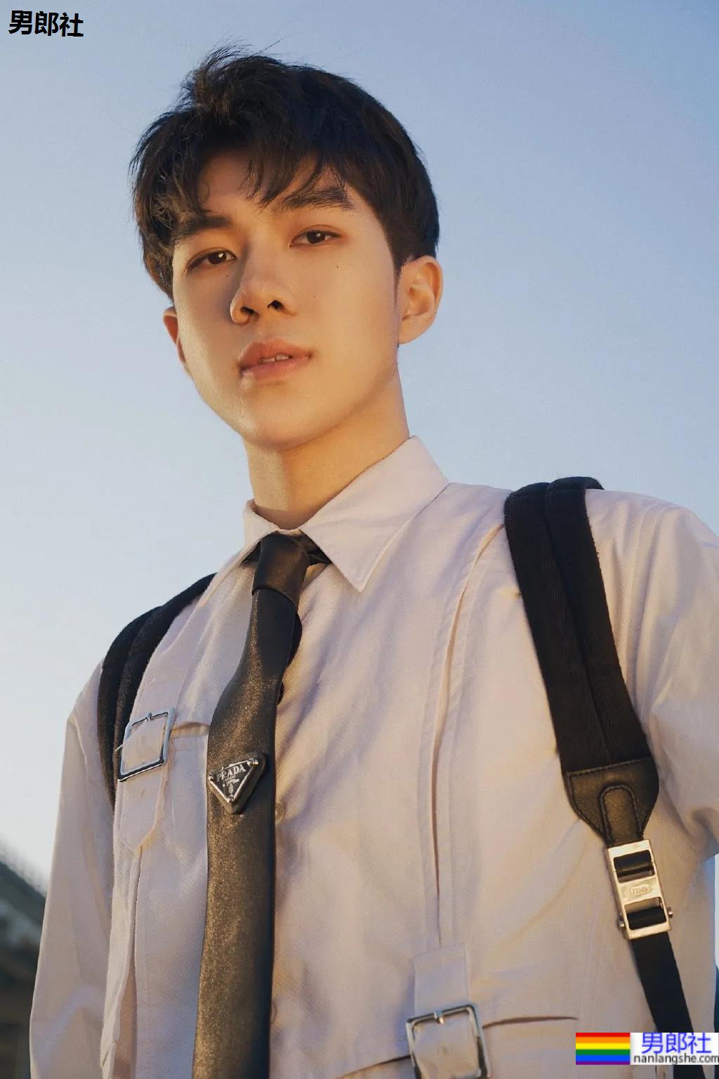 00后奶帅运动小奶狗，奶白腹肌嫩到发光！ - 51虹马