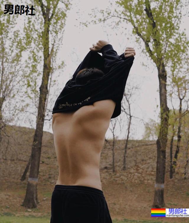 给父母转账被退回的十八次,我错了!作为一个gay我想和生活和解 - 51虹马 给父母转账被退回的十八次,我错了!作为一个gay我想和生活和解 - 51虹马