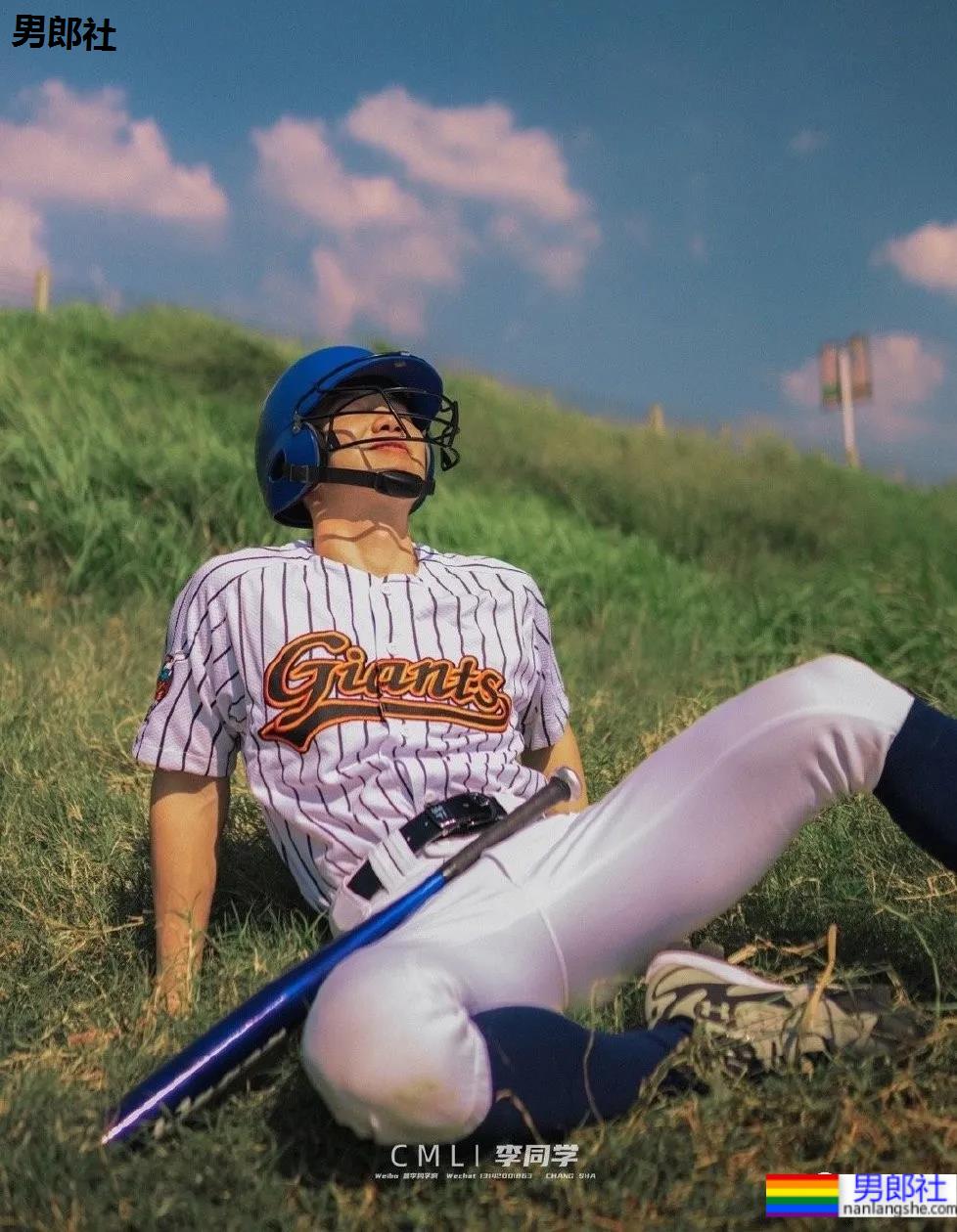 专访摄影师李同学:又纯又欲的肌肉写真是这样拍出来的?! - 51虹马 专访摄影师李同学:又纯又欲的肌肉写真是这样拍出来的?! - 51虹马