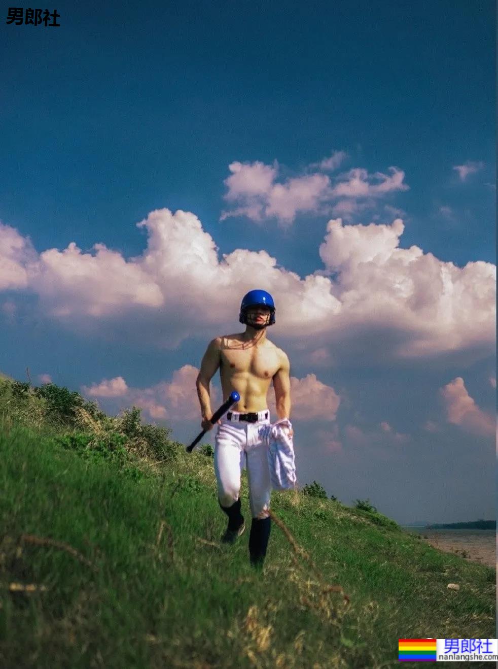 专访摄影师李同学:又纯又欲的肌肉写真是这样拍出来的?! - 51虹马 专访摄影师李同学:又纯又欲的肌肉写真是这样拍出来的?! - 51虹马