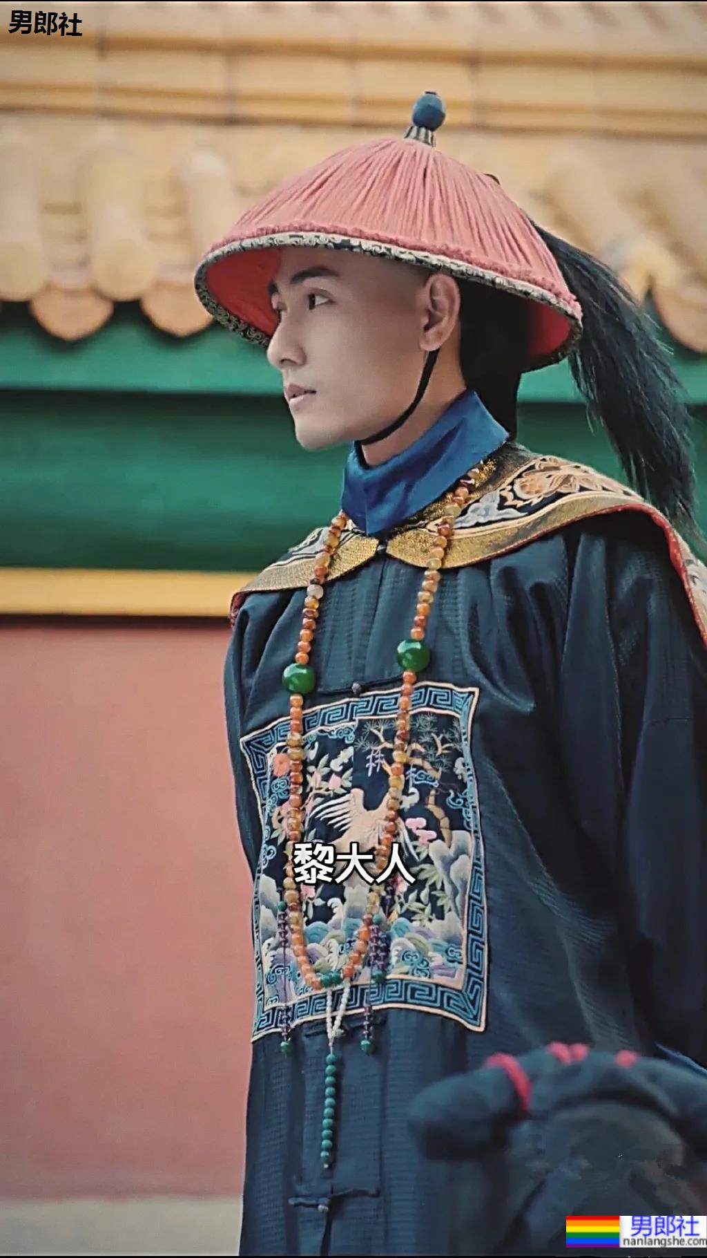 世界西装先生腹肌照被疯传,校草级条顺小狼狗,把网友馋坏了! - 51虹马 世界西装先生腹肌照被疯传,校草级条顺小狼狗,把网友馋坏了! - 51虹马