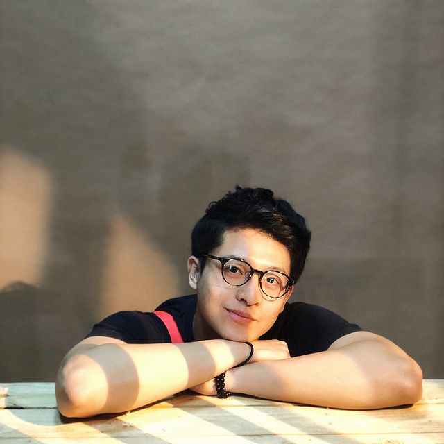 向前迈进的榜样！在越南追逐明星梦的台湾帅鲜肉：吕晋宇 Harry Lu - 51虹马