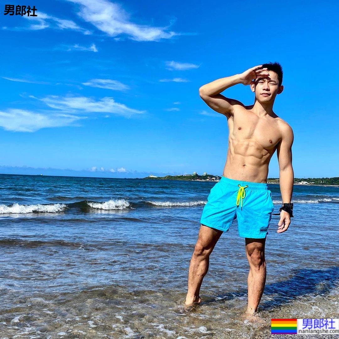 同志天菜献出第一次！二哥、叶天伦共组男男CP 携手探讨同婚后教养问题 - 51虹马