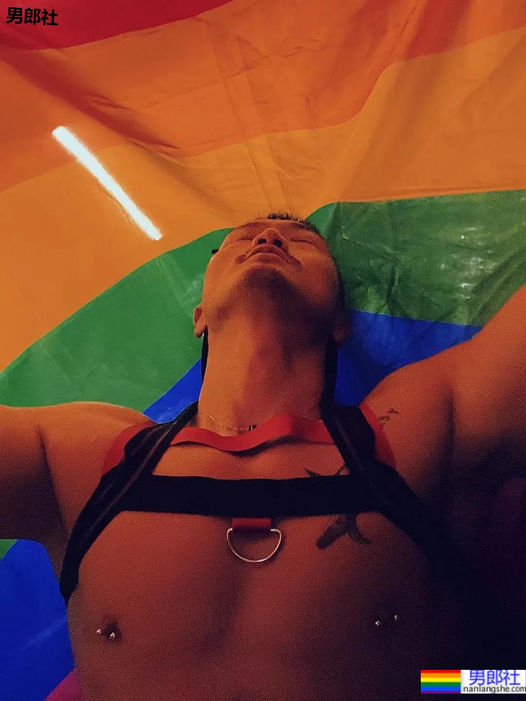 专访推特网黄「金刚怼怼」-51虹马