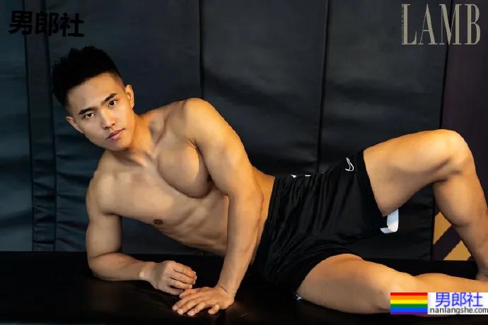 禁欲系肌肉拳击手，有一种S的气质-51虹马