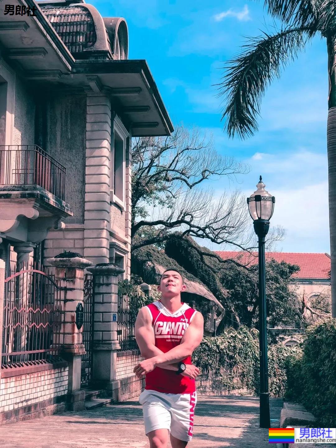 忠犬小狼狗最新写真大片，这摄影师成片也太赞了！ - 51虹马