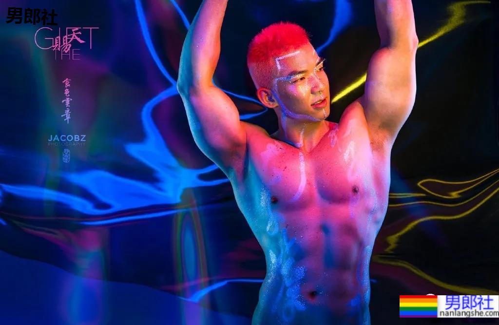 忠犬小狼狗最新写真大片，这摄影师成片也太赞了！ - 51虹马