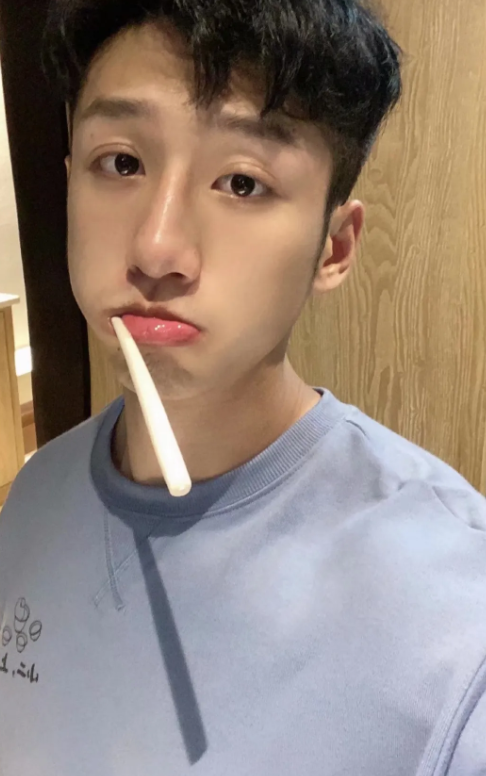 网红刘楚尧被曝不雅视频，媒体集体删文 - 51虹马