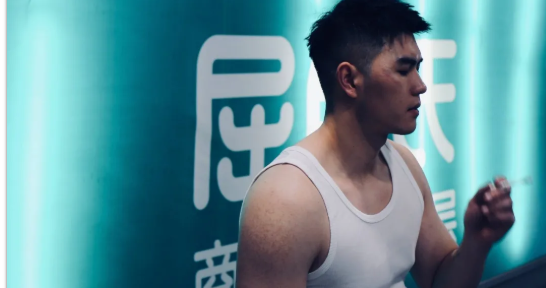 有些1明明看起来那么普通，却怎么那么自信？ - 51虹马