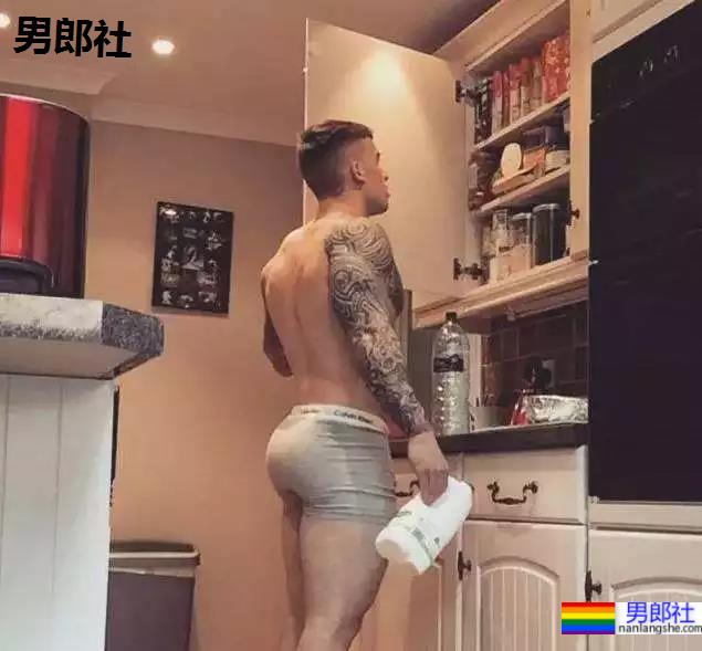 当练出希腊男体般的肉感“翘臀”,是种什么体验? - 51虹马 当练出希腊男体般的肉感“翘臀”,是种什么体验? - 51虹马