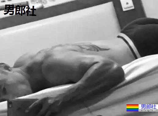 当练出希腊男体般的肉感“翘臀”,是种什么体验? - 51虹马 当练出希腊男体般的肉感“翘臀”,是种什么体验? - 51虹马