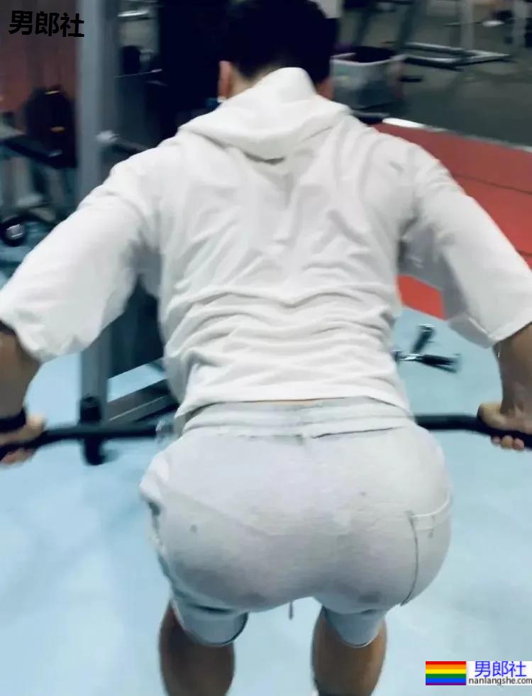 当练出希腊男体般的肉感“翘臀”,是种什么体验? - 51虹马 当练出希腊男体般的肉感“翘臀”,是种什么体验? - 51虹马