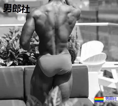 当练出希腊男体般的肉感“翘臀”,是种什么体验? - 51虹马 当练出希腊男体般的肉感“翘臀”,是种什么体验? - 51虹马