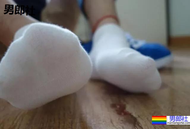 为什么Gay喜欢白袜子？ - 51虹马