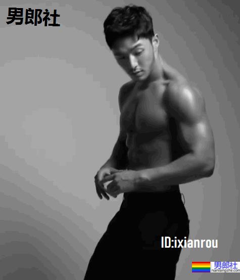 186cm天菜飞行员晒与男生亲密合照？他们的关系竟然如此玄妙！ - 51虹马