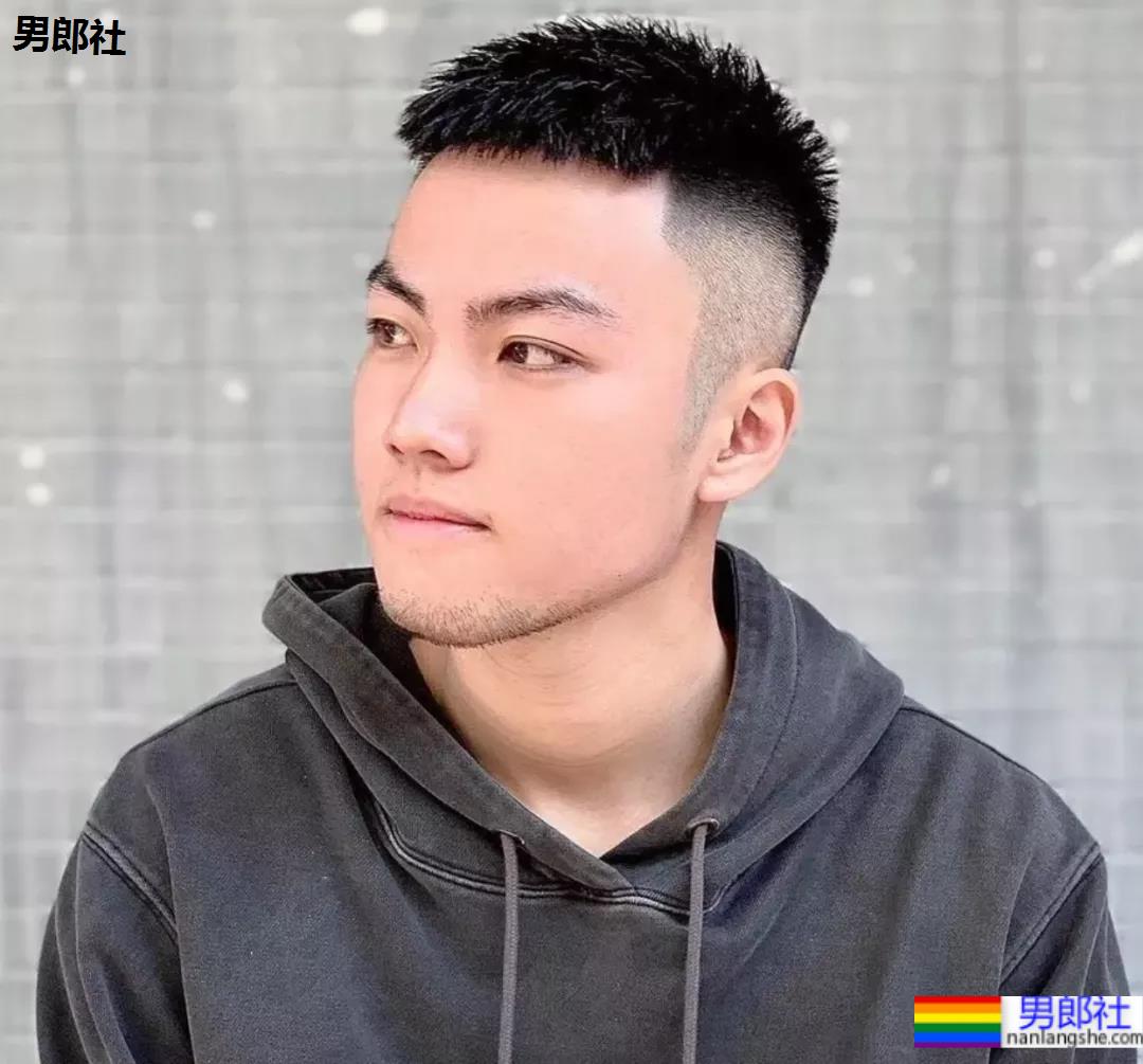 值得推荐给20~35岁男生选择这样的夏日发型-51虹马