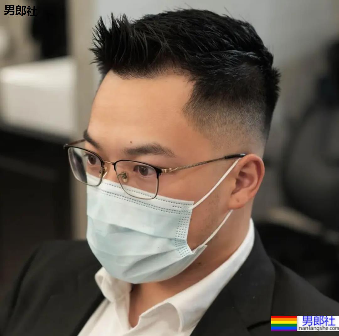 值得推荐给20~35岁男生选择这样的夏日发型 - 51虹马