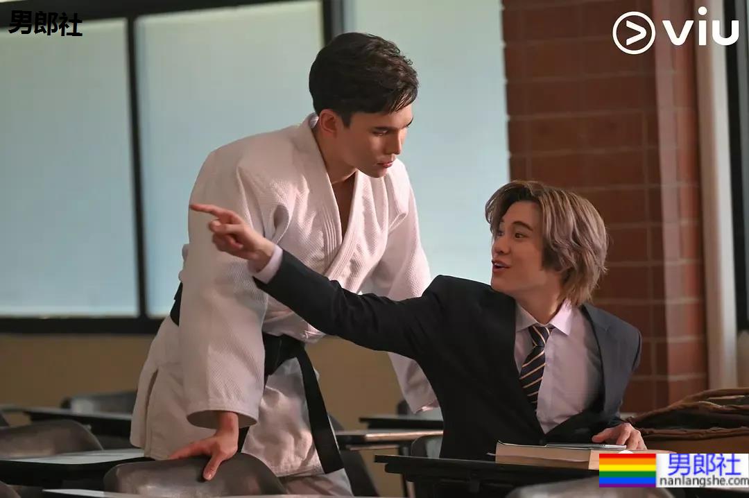 新剧来啦!掰弯情敌,直男乖乖做0,哈哈哈-51虹马