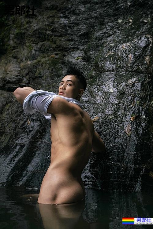 不闷骚魔羯，健美斜槓网红的天菜健身房教练：Alvin 黄欣元 - 51虹马