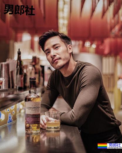 视听觉双重飨宴！集优雅琴调与性感肌肉于一身的大马演奏家：Josh Kua 柯信捷 - 51虹马