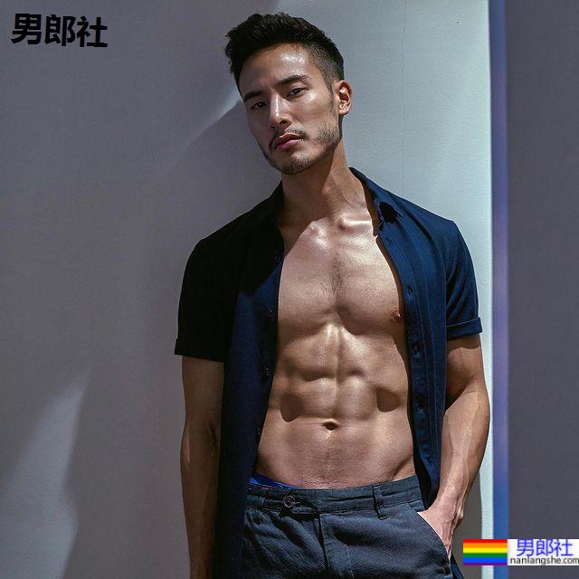 视听觉双重飨宴！集优雅琴调与性感肌肉于一身的大马演奏家：Josh Kua 柯信捷 - 51虹马
