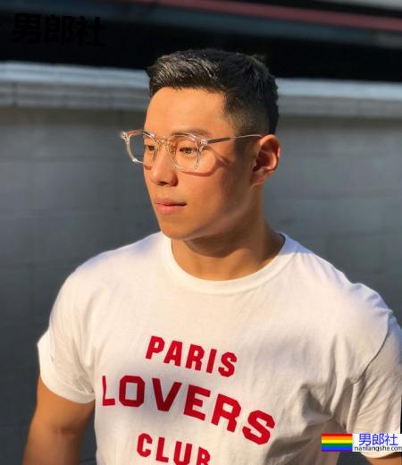 壮硕肌肉的诱惑!大胸大臂勐男带你环游世界:Vero Lee - 51虹马 壮硕肌肉的诱惑!大胸大臂勐男带你环游世界:Vero Lee - 51虹马