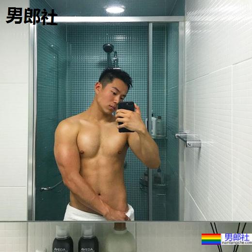 壮硕肌肉的诱惑!大胸大臂勐男带你环游世界:Vero Lee - 51虹马 壮硕肌肉的诱惑!大胸大臂勐男带你环游世界:Vero Lee - 51虹马