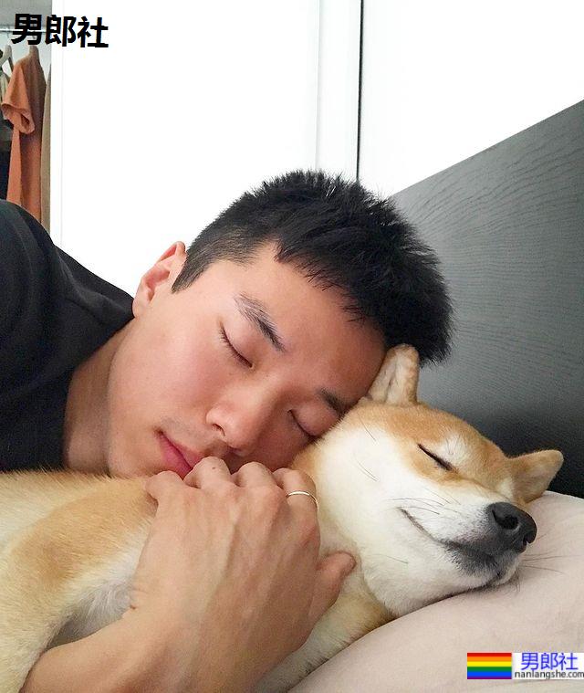 壮硕肌肉的诱惑!大胸大臂勐男带你环游世界:Vero Lee - 51虹马 壮硕肌肉的诱惑!大胸大臂勐男带你环游世界:Vero Lee - 51虹马