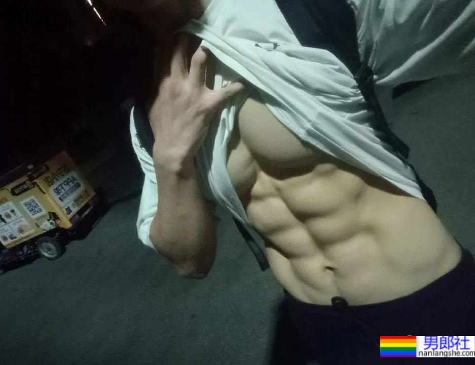 185CM肌肉版宁泽涛?果然还是不穿衣服最好看。 - 51虹马 185CM肌肉版宁泽涛?果然还是不穿衣服最好看。 - 51虹马