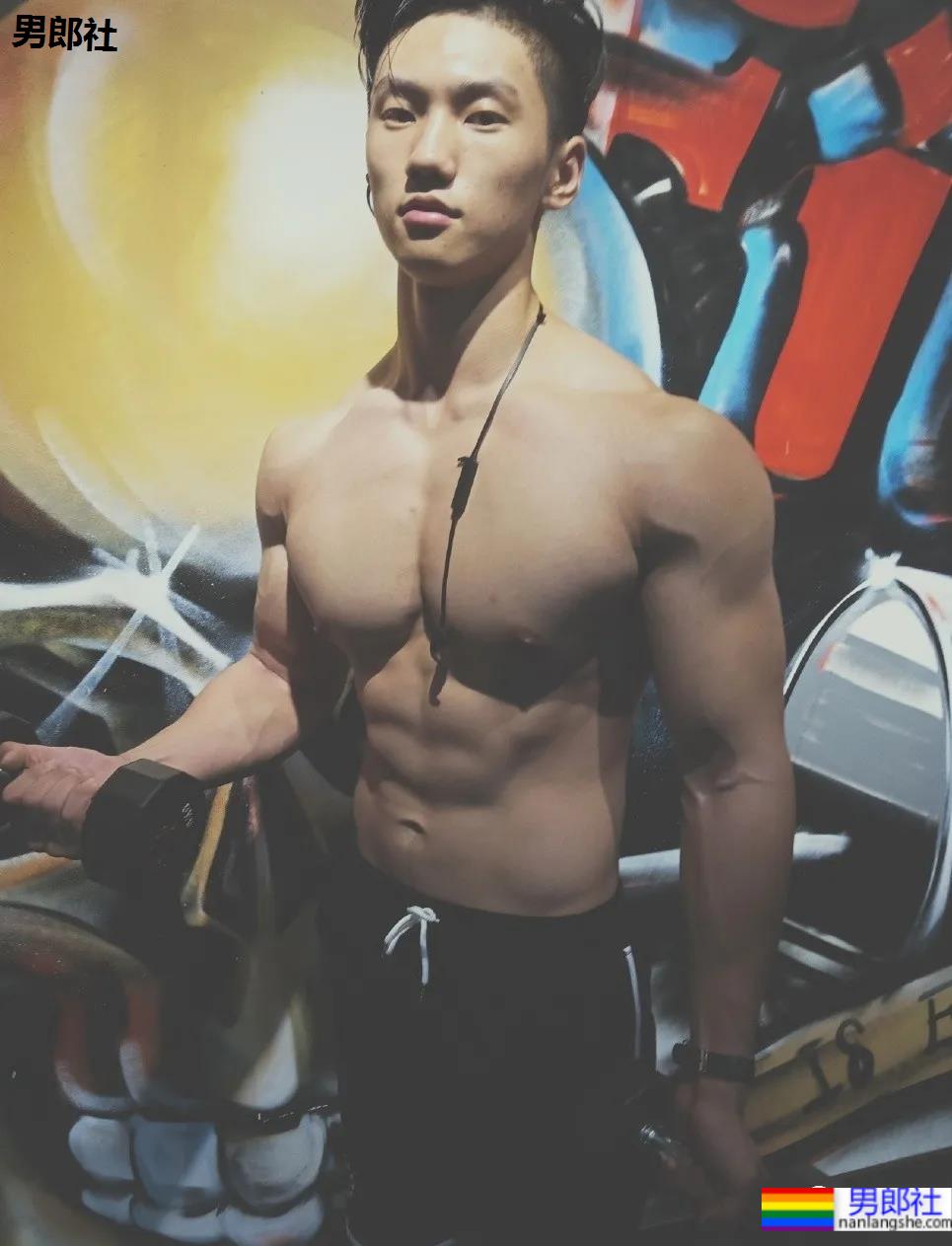 185CM肌肉版宁泽涛?果然还是不穿衣服最好看。 - 51虹马 185CM肌肉版宁泽涛?果然还是不穿衣服最好看。 - 51虹马