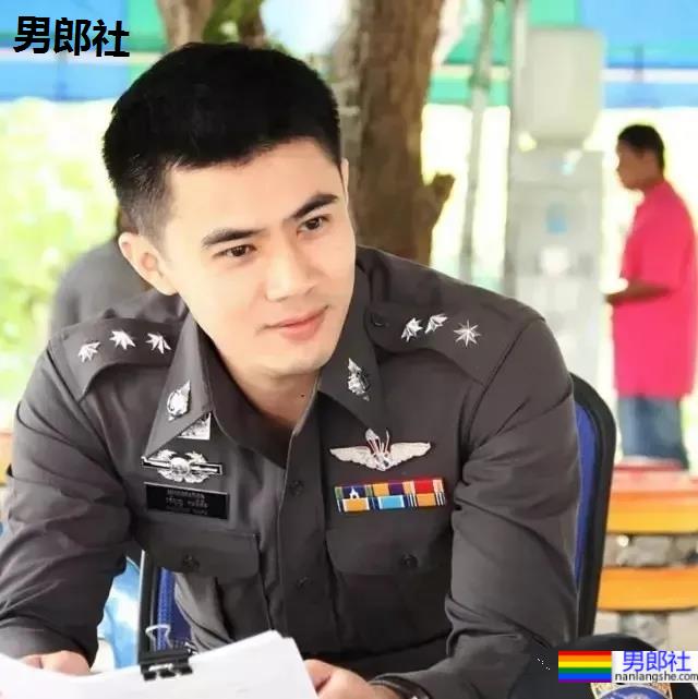 泰警紧身服要升级？感受一下这些火遍全网的阳光帅警！ - 51虹马