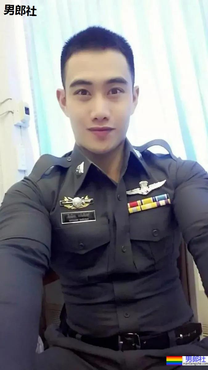 泰警紧身服要升级？感受一下这些火遍全网的阳光帅警！ - 51虹马