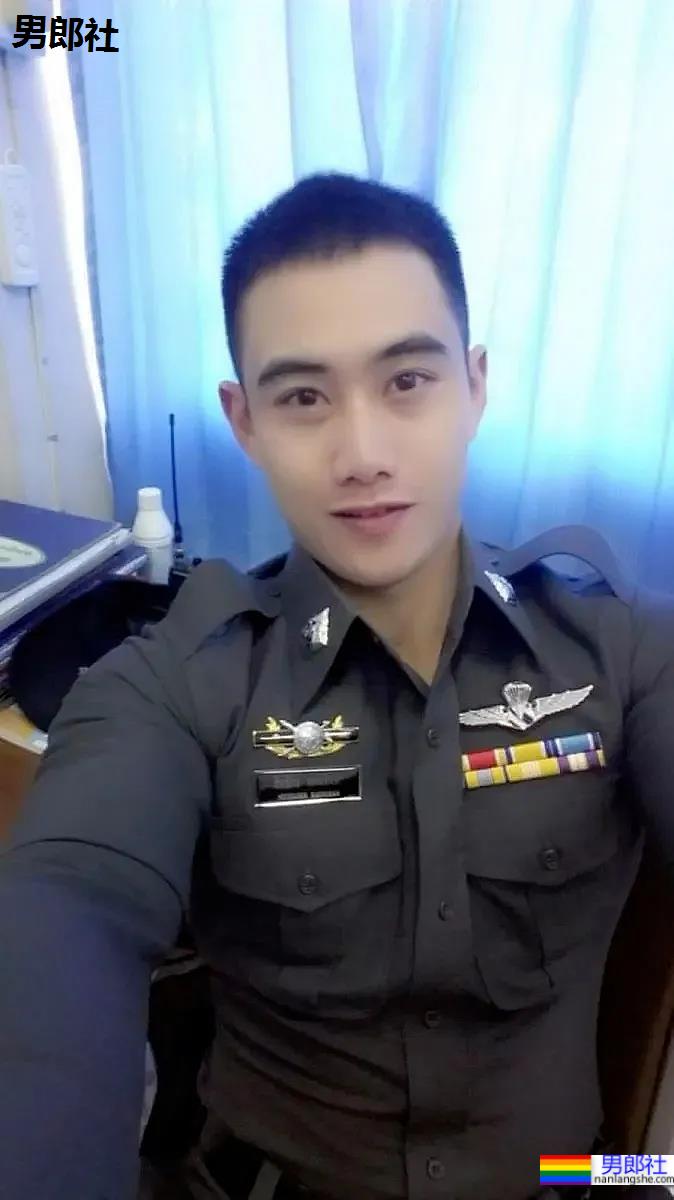 泰警紧身服要升级？感受一下这些火遍全网的阳光帅警！ - 51虹马