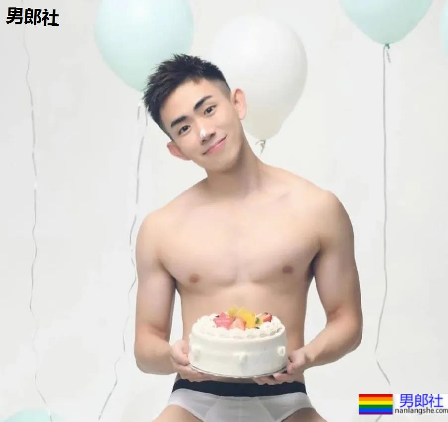 奶凶奶凶野生小帅硬照来袭,这样穿短裤不淡定了! - 51虹马 奶凶奶凶野生小帅硬照来袭,这样穿短裤不淡定了! - 51虹马