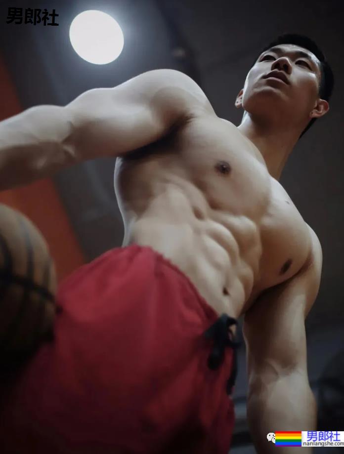 188CM篮球帅哥被邀请拍写真,真材实料藏不住了! - 51虹马 188CM篮球帅哥被邀请拍写真,真材实料藏不住了! - 51虹马