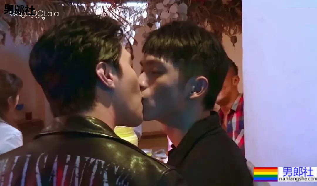 暖哭我！当爸妈知道儿子是gay后。。。 - 51虹马