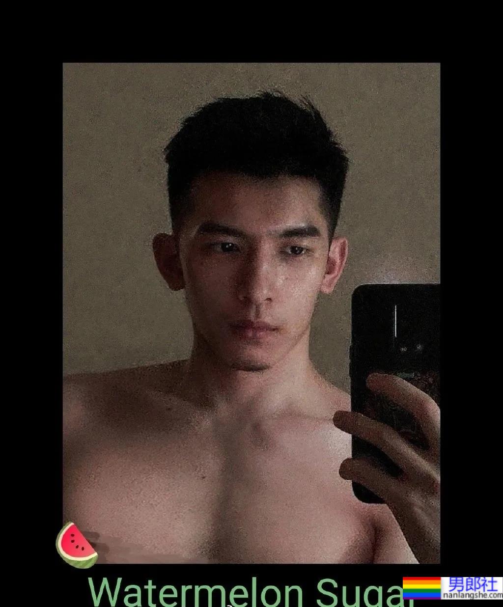 漫画脸男老师长得太帅了！这天赐美貌谁顶得住？ - 51虹马