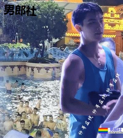 最帅救生员小视频刷屏,除了他这些大长腿体育生帅哥也在赚外块! - 51虹马 最帅救生员小视频刷屏,除了他这些大长腿体育生帅哥也在赚外块! - 51虹马